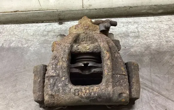 Mini One - Cooper R50 - 53 Front brake caliper
