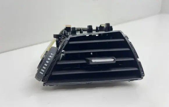 BMW 1 F20 F21 Dashboard side air vent grill/cover trim 9205356