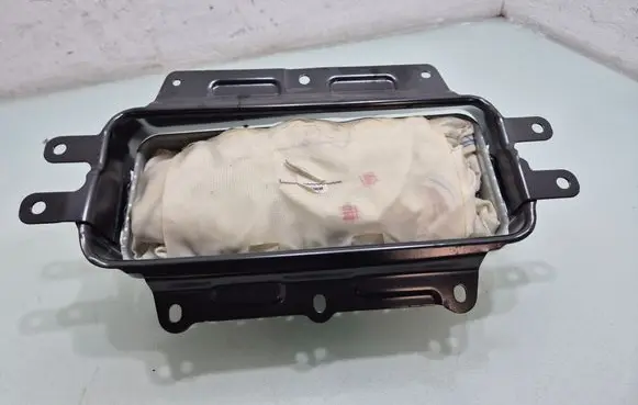 Passenger airbag
