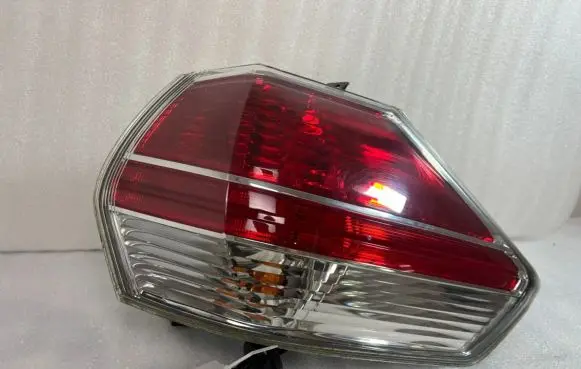 Nissan X-Trail T32 Rear/tail lights