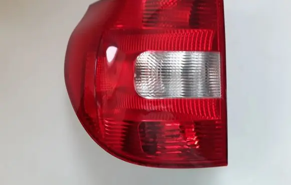 Skoda Octavia Mk2 (1Z) Rear/tail lights 5L0945095