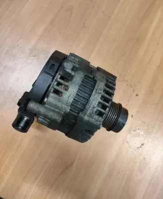 Peugeot 607 Generator/alternator 9657129680