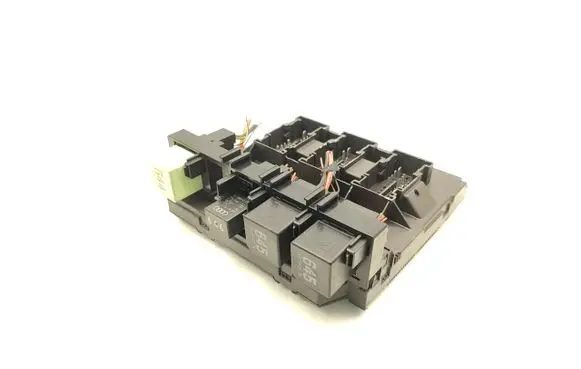 Volkswagen Passat Alltrack Fuse module 3AA937087F 5WK50413