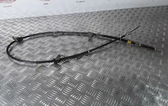 Handbrake/parking brake wiring cable