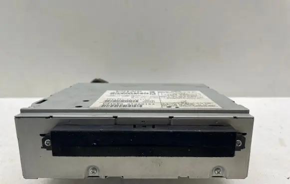 Volvo S40 CD/DVD changer 307525751 57080153