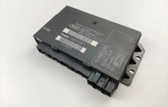 Audi A4 S4 B7 8E 8H Comfort/convenience module 8H0959433K