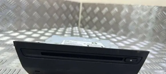 Navigation unit CD/DVD player