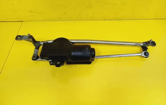 Front wiper linkage and motor