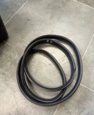 Mazda 2 Rear door rubber seal (on body) 