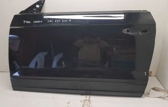 Volkswagen T-Roc Door (2 Door Coupe) 2GC831311A