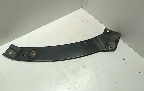 Volkswagen Tiguan Radiator support slam panel bracket 5N0806930A