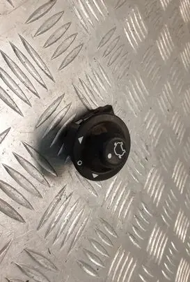 Ford Fiesta Wing mirror switch 93BG17B676BB
