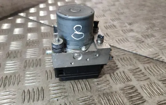 Jaguar XF X250 ABS Pump CX232C405BE