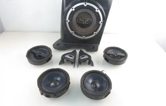 Mitsubishi Outlander Front door speaker 8720A012 8720A011