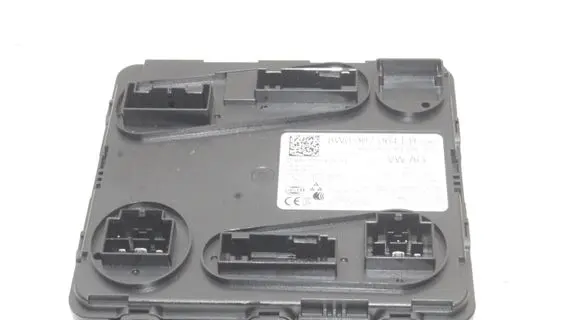Audi A5 Central body control module 8W0907064EB 8W0907064DB