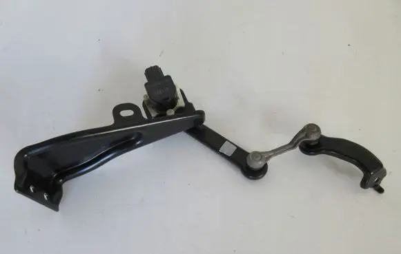 Toyota Auris E180 Headlight/headlamp level sensor 