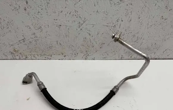Seat Arona Air conditioning (A/C) pipe/hose 2Q0816721E