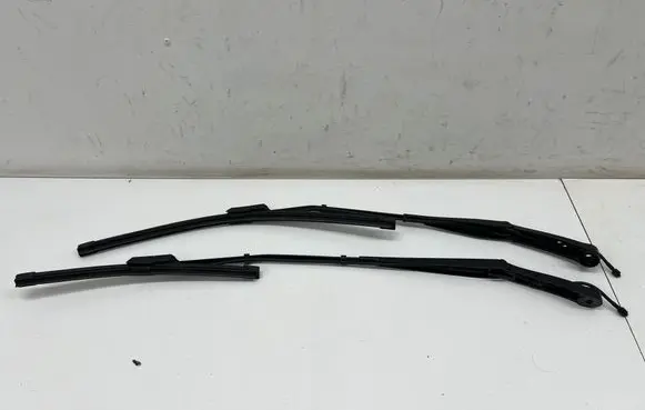 Peugeot 3008 III Front wiper blade arm 97036203
