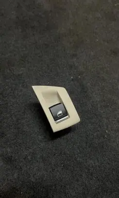 Other switches/knobs/shifts