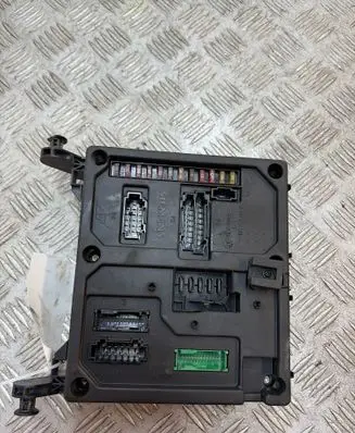 Volkswagen Sharan Fuse module S108152001C S108152001 002601
