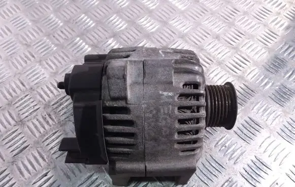 Renault Megane II Generator/alternator 8200290215 2542818B