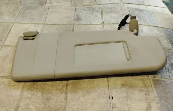 Skoda Superb B5 (3U) Sun visor 3B0857552