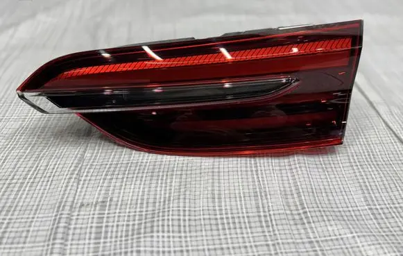 Maserati Grecale Rear/tail lights 670296350