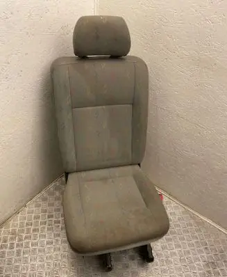 Volkswagen Transporter - Caravelle T5 Second row seats 