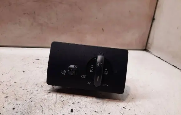 Ford Mondeo Mk III Light switch 1S7T13A024BB