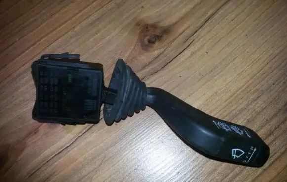 Opel Astra G Wiper control stalk 09185413