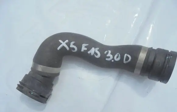 BMW X5 F15 Engine coolant pipe/hose 8517969