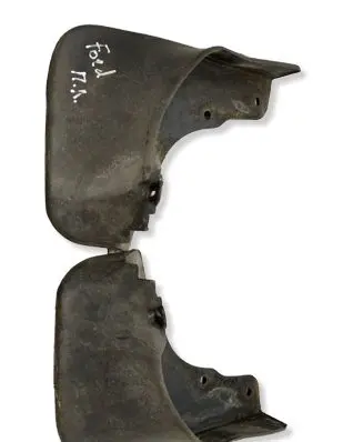 Ford Kuga II Front mudguard DV4J16A263AA DV4J16A262AA