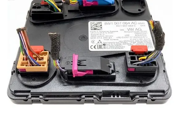 Audi A5 Central body control module 8W1907064AC