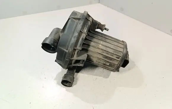 Volkswagen PASSAT B5.5 Secondary air pump 06A959253B 72273803 3B0906613