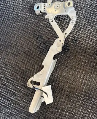 BMW 3 F30 F35 F31 Engine bonnet/hood hinges 7336700