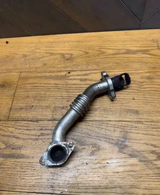 Ford Focus Air intake hose/pipe JN1Q9EA70AA