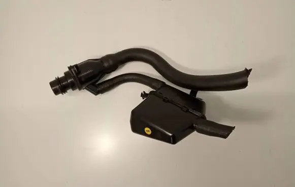 Audi A4 S4 B9 AdBlue supply pipe 7420144AA 7330471AA 8W0131963A
