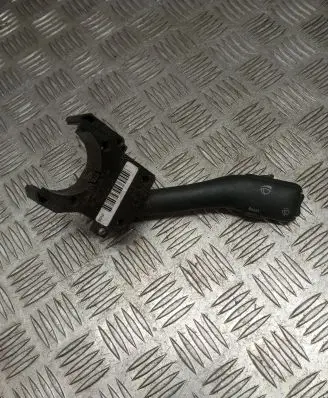 Volkswagen PASSAT B5.5 Wiper control stalk 4B0953503G