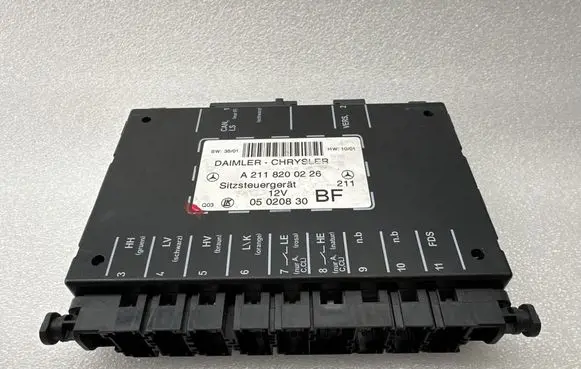 Mercedes-Benz CLK A209 C209 Seat control module A2118200226 05020830