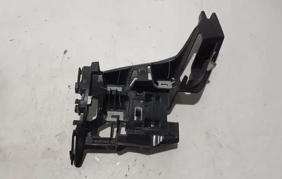 Mercedes-Benz GLE W167 Rear bumper mounting bracket A1678803900