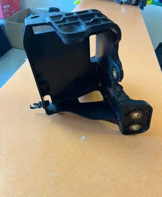 Opel Zafira C ABS pump bracket 13347074 329510614