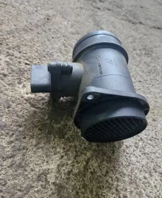 Volkswagen PASSAT B5 Mass air flow meter