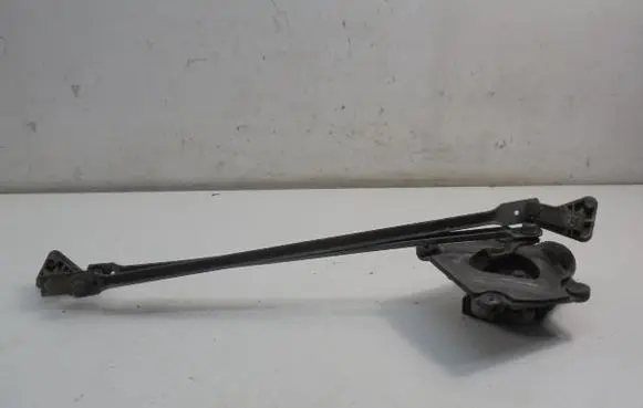 Front wiper linkage