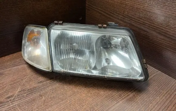 Audi A3 S3 8L Headlight/headlamp 4461107R 4411126R