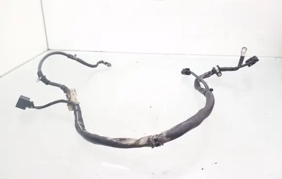 Volkswagen PASSAT B6 Positive cable (battery)