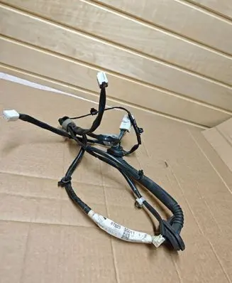 Subaru Forester SJ Rear door wiring loom 81823SG011