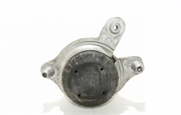 Engine mount bracket
