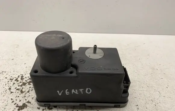 Volkswagen Vento Central locking vacuum pump 1H0962257 159413044