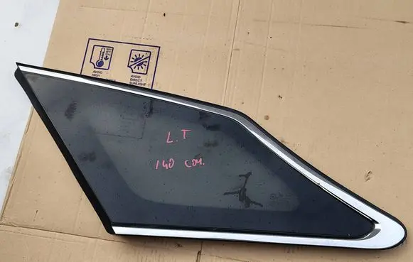 Hyundai i40 Side middle window/glass 