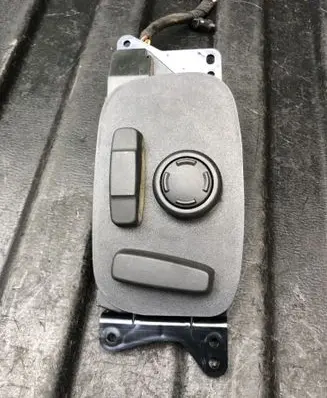 Land Rover Discovery Sport Seat control switch FK7214B566CB 10258611